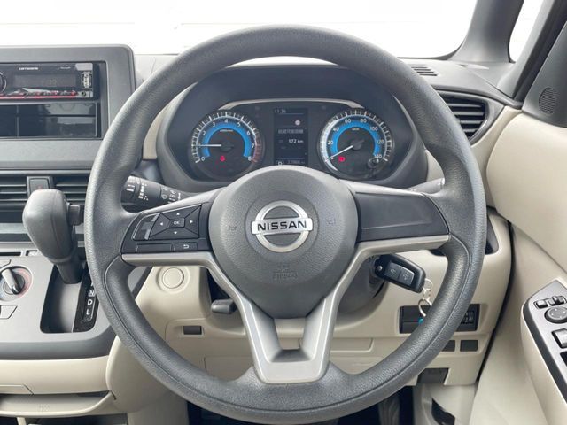 NISSAN ROOX 2023 Image 31