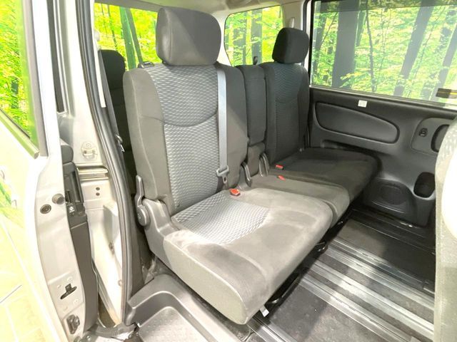 NISSAN SERENA  WG 2015 Image 31