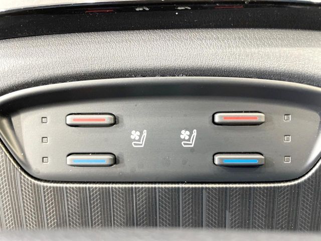 TOYOTA HARRIER HYBRID 2023 Image 31