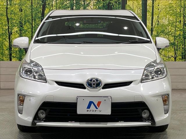 TOYOTA PRIUS 2015 Image 31