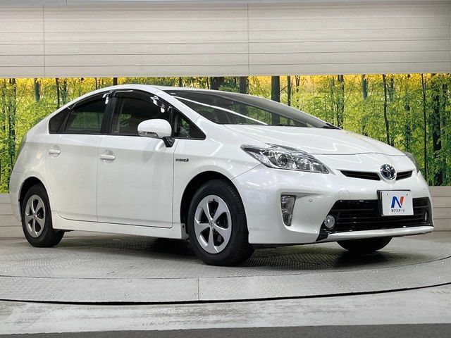 TOYOTA PRIUS 2015 Image 31