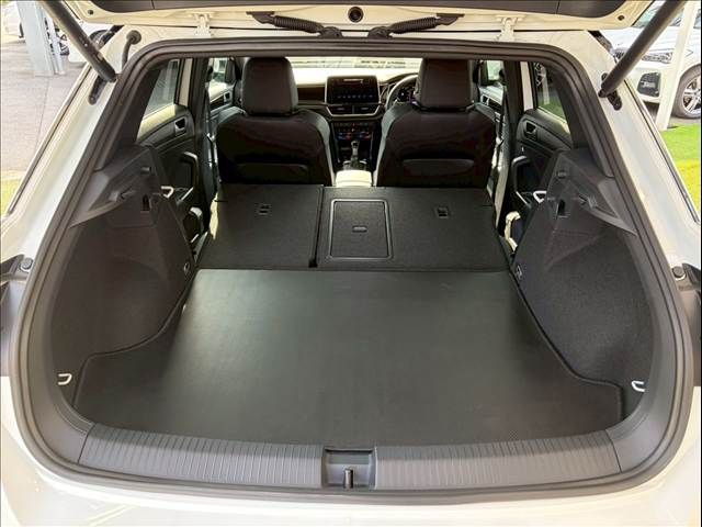 VOLKSWAGEN T-ROC 2022 Image 31