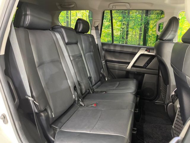 TOYOTA LANDCRUISER PRADO 2023 Image 31