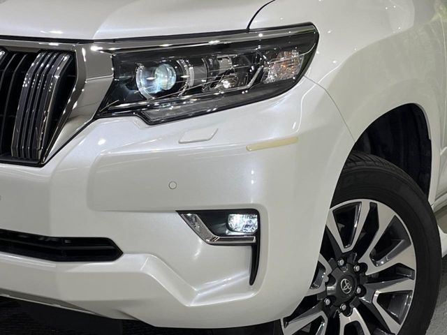 TOYOTA LANDCRUISER PRADO 2023 Image 31