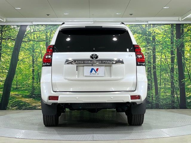 TOYOTA LANDCRUISER PRADO 2023 Image 31