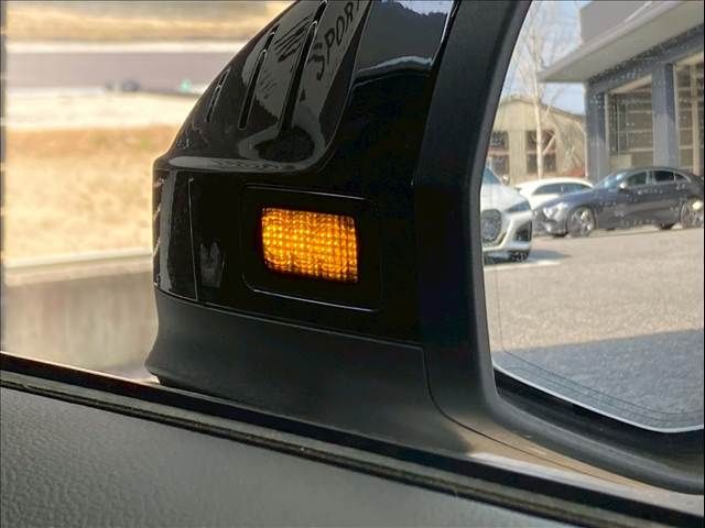 AUDI A4 2023 Image 31