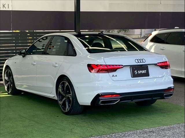 AUDI A4 2023 Image 31