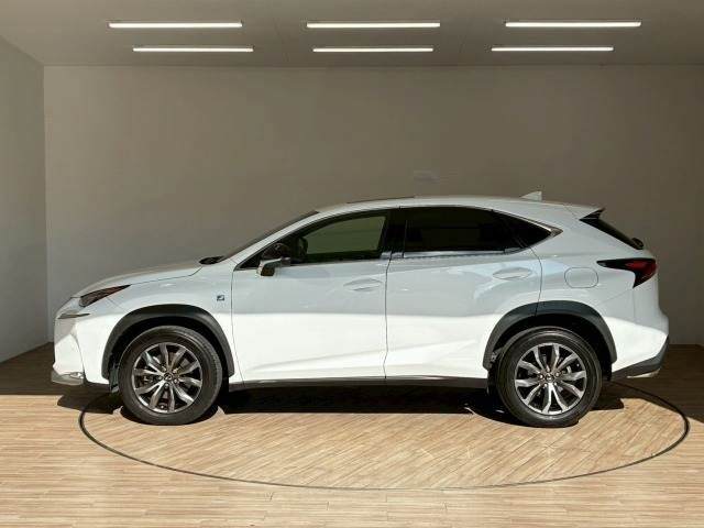 TOYOTA LEXUS NX200T 2016 Image 31