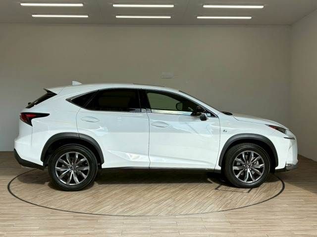 TOYOTA LEXUS NX200T 2016 Image 31