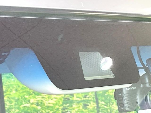 HONDA N BOX 2020 Image 31