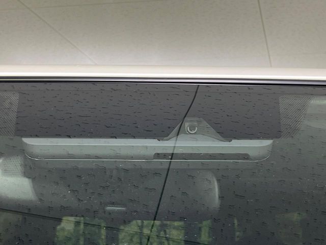 TOYOTA HIACE VAN 4WD 2025 Image 31