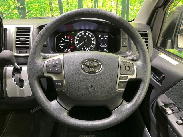 TOYOTA HIACE VAN 4WD 2025 Image 31