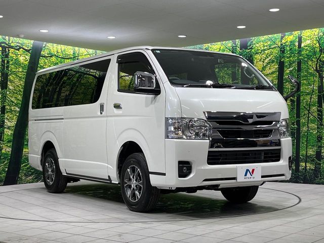 TOYOTA HIACE VAN 4WD 2025 Image 31