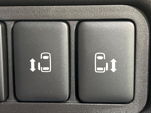 MITSUBISHI DELICA D:5 4WD 2024 Image 31