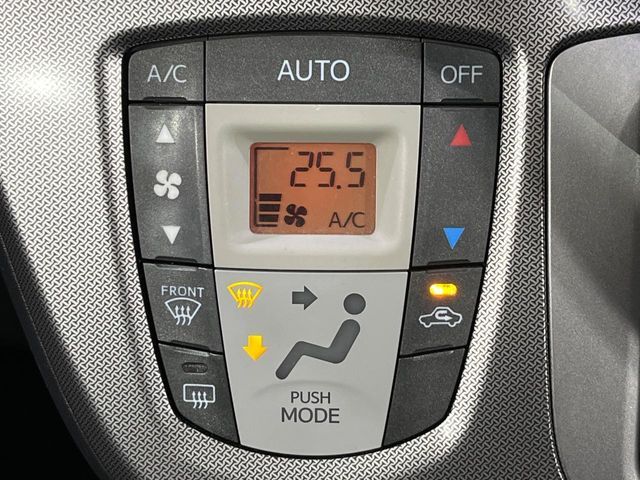 DAIHATSU MOVE CUSTOM 4WD 2013 Image 31