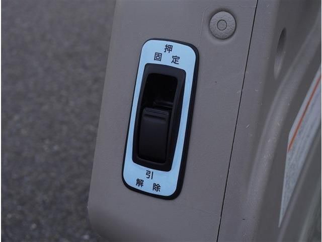 NISSAN NV350 CARAVAN 1.15T 2020 Image 31