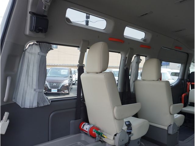 NISSAN NV350 CARAVAN 1.15T 2020 Image 31