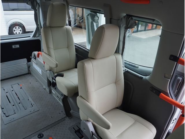 NISSAN NV350 CARAVAN 1.15T 2020 Image 31