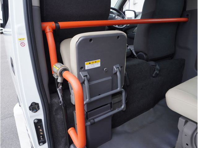 NISSAN NV350 CARAVAN 1.15T 2020 Image 31