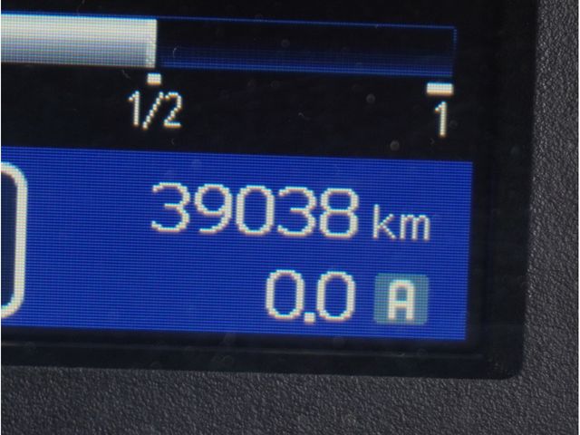 NISSAN NV350 CARAVAN 1.15T 2020 Image 31