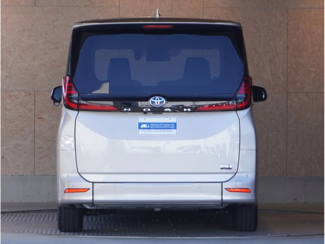 TOYOTA NOAH HYBRID 2025 Image 31