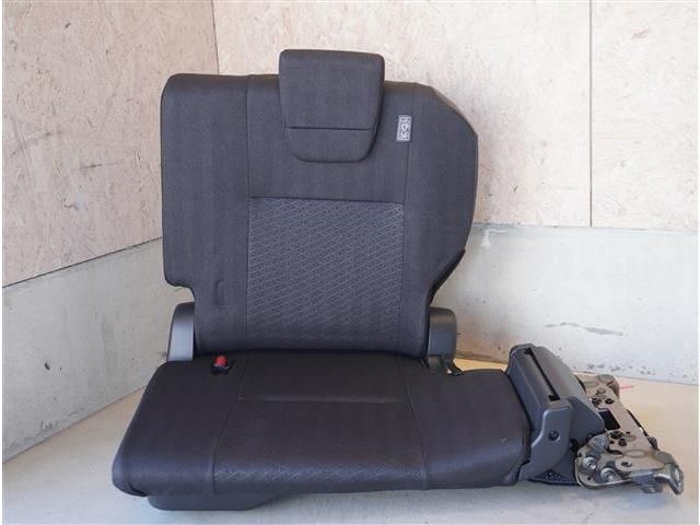 TOYOTA NOAH HYBRID 2025 Image 31