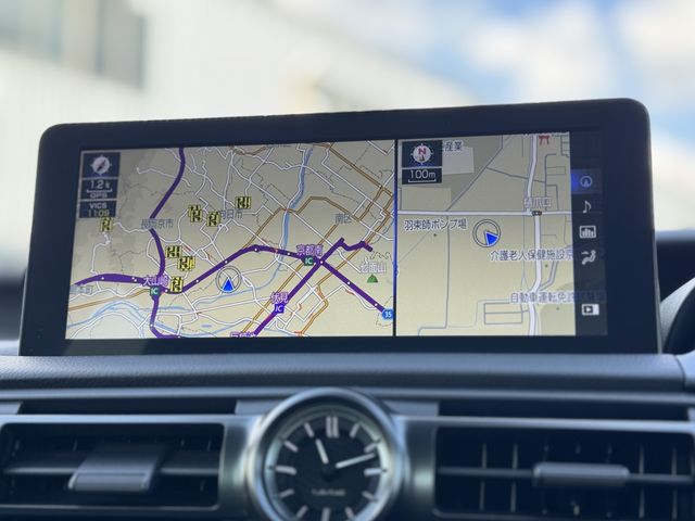 TOYOTA LEXUS IS300H 2023 Image 31