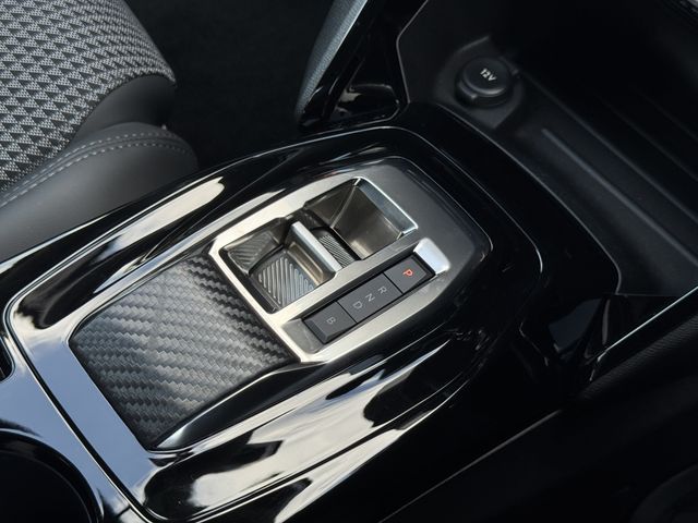 PEUGEOT E-208 2024 Image 31
