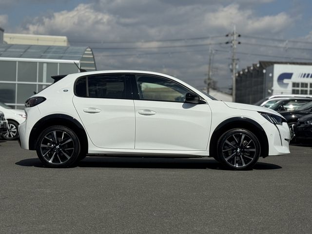 PEUGEOT E-208 2024 Image 31