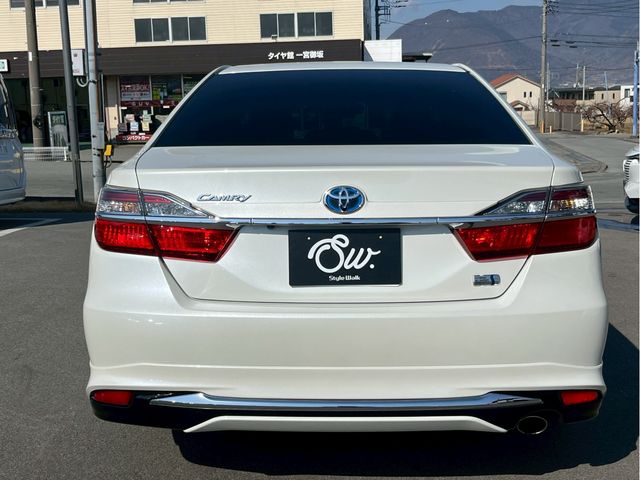 TOYOTA CAMRY HYBRID 2016 Image 31