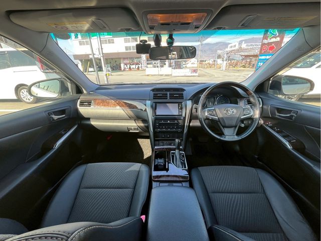 TOYOTA CAMRY HYBRID 2016 Image 31