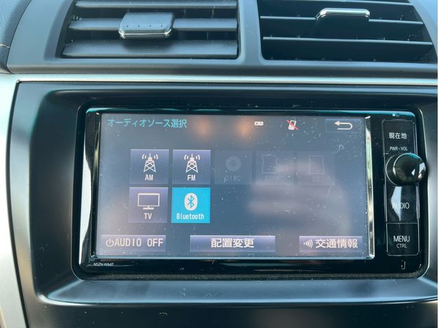 TOYOTA CAMRY HYBRID 2016 Image 31