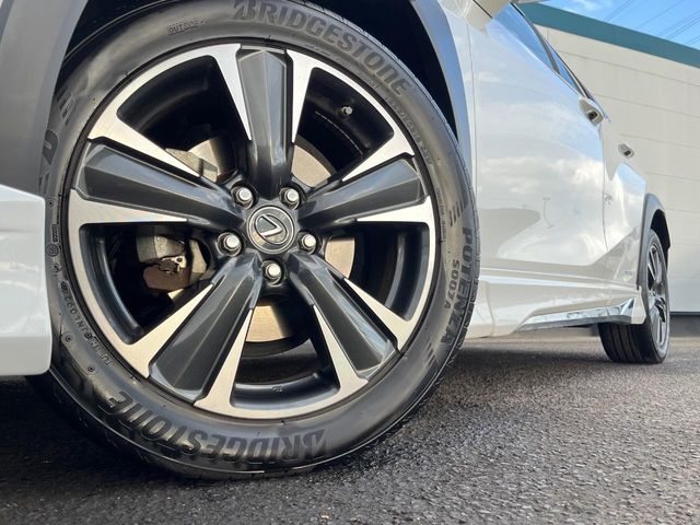 TOYOTA LEXUS UX250H AWD 2019 Image 31