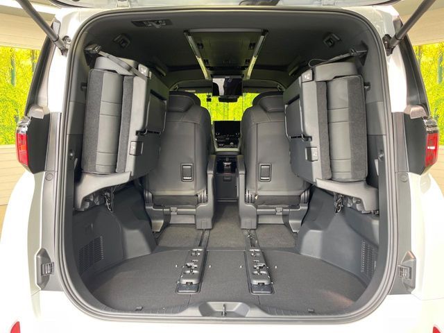 TOYOTA ALPHARD HYBRID 2024 Image 31