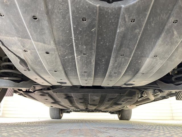 HONDA VEZEL HYBRID 2017 Image 31