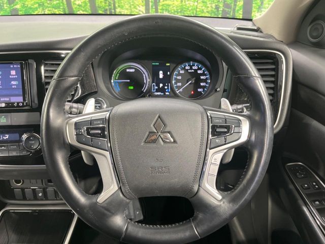 MITSUBISHI OUTLANDER PHEV 2017 Image 31