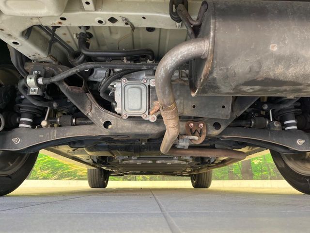 MITSUBISHI OUTLANDER PHEV 2017 Image 31