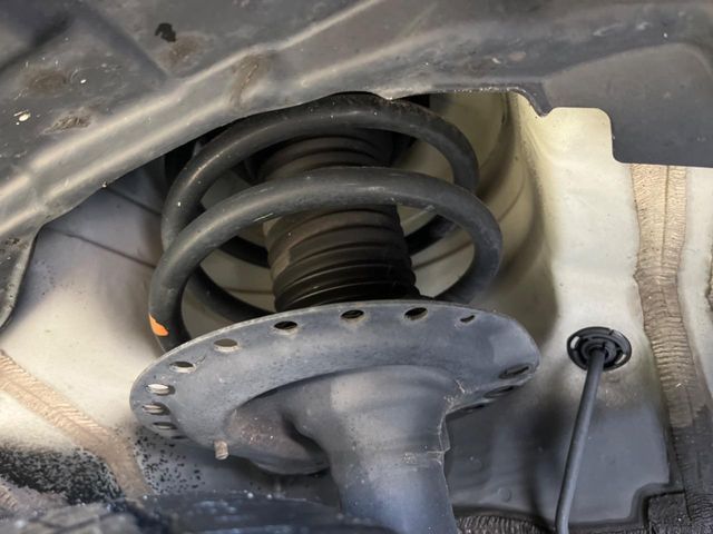 MITSUBISHI OUTLANDER PHEV 2017 Image 31