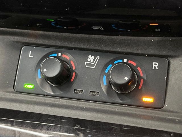 TOYOTA ALPHARD 2019 Image 31