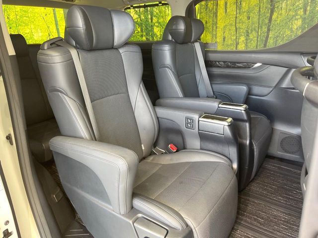 TOYOTA ALPHARD 2019 Image 31