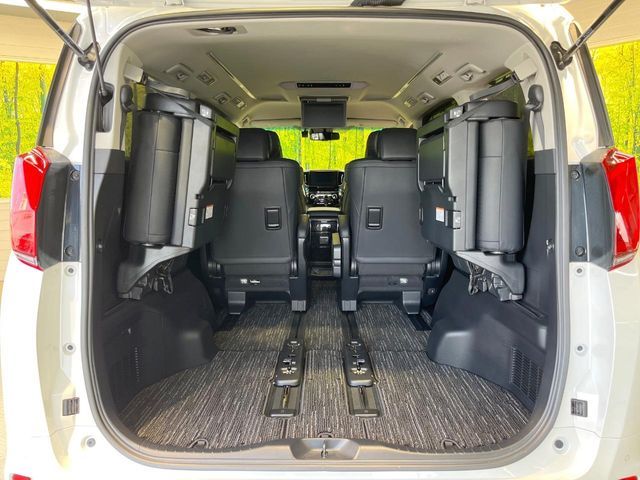 TOYOTA ALPHARD 2019 Image 31