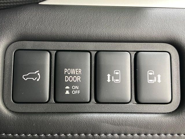 MITSUBISHI DELICA D:5 4WD 2024 Image 31