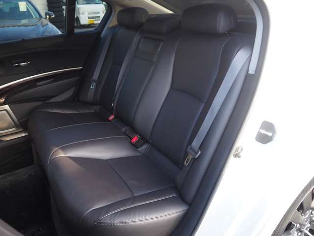 HONDA LEGEND HYBRID 2015 Image 31