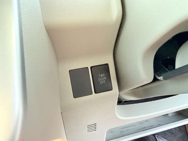 DAIHATSU TANTO 2014 Image 31