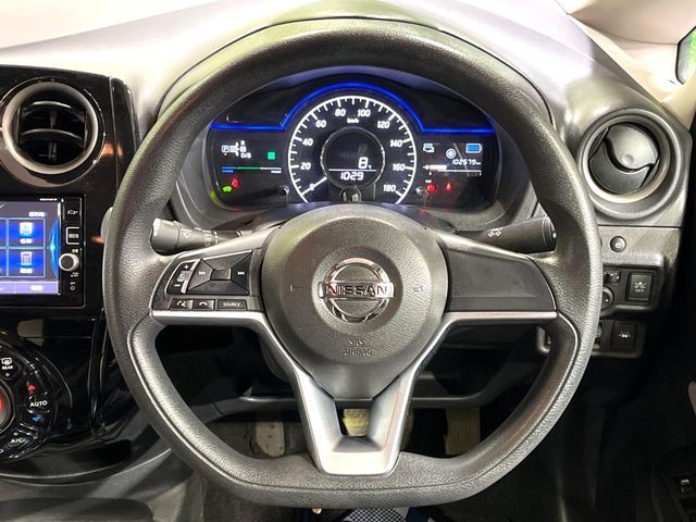 NISSAN NOTE 2017 Image 31