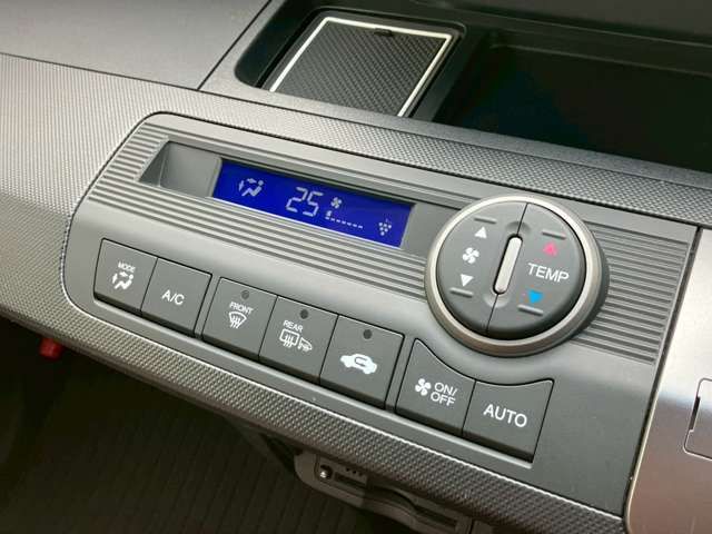 HONDA FREED HYBRID 2015 Image 31