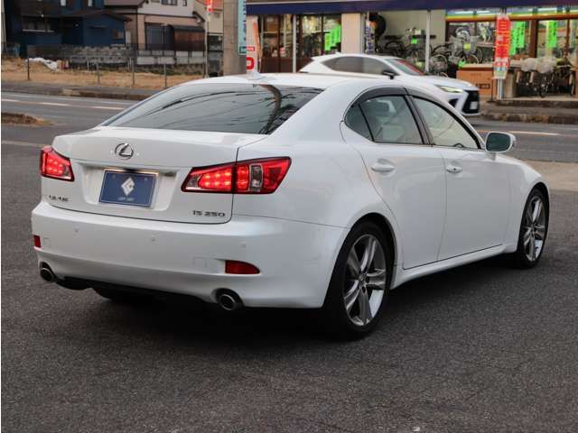 TOYOTA LEXUS IS250 2011 Image 31