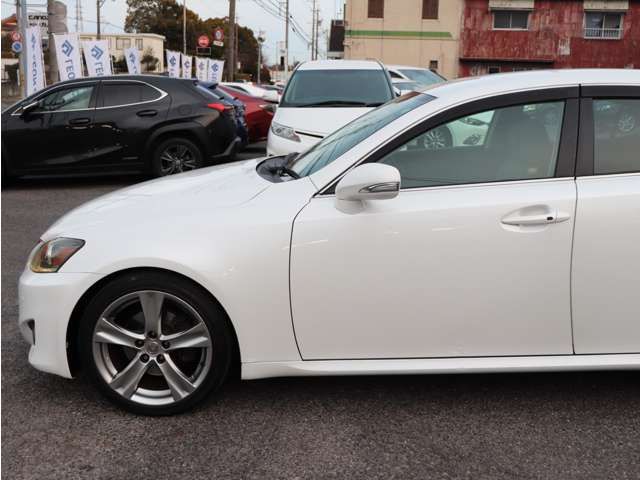 TOYOTA LEXUS IS250 2011 Image 31