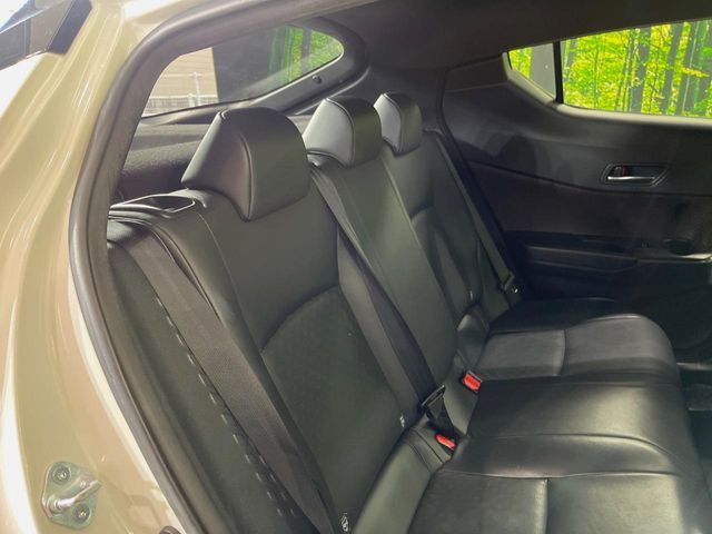 TOYOTA C-HR 2017 Image 31