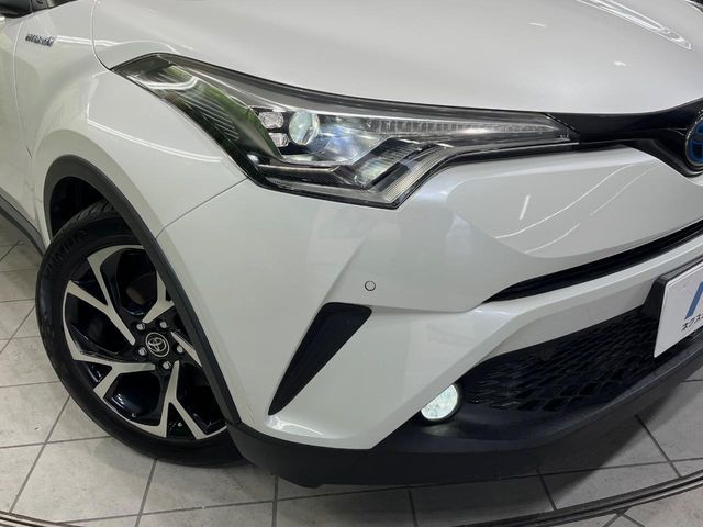 TOYOTA C-HR 2017 Image 31